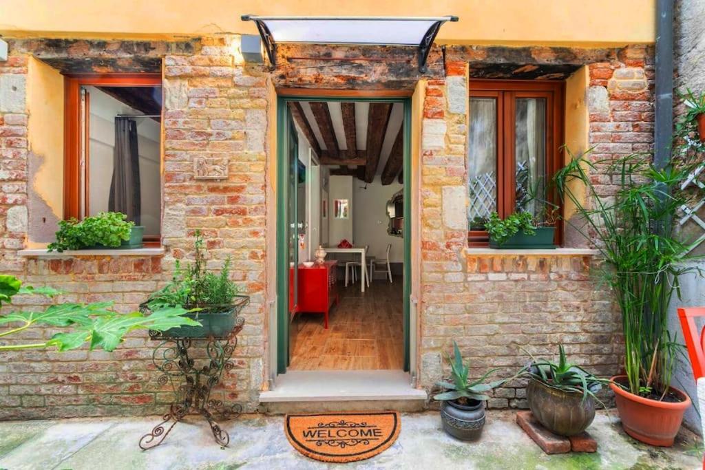 Ca 3 Leoni - Romantic House In The Heart Of Venesia Bagian luar foto